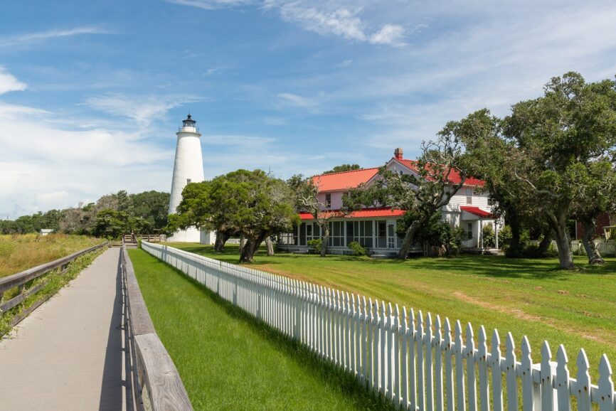 Ocracoke Lighthouse and Keeper's Home