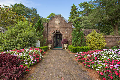 Elizabethan Gardens in Manteo, NC | Outer Banks Activities | Carolina Designs